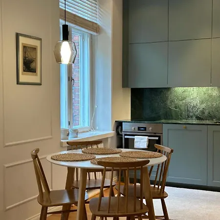 Central, Peaceful, High-end 아파트 헬싱키