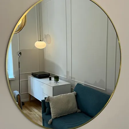 Central, Peaceful, High-end *